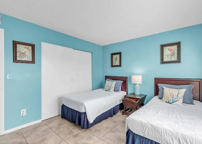 Sea Club #6 - Footprints In The Clearwater Beach