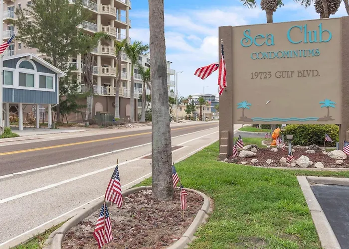 Sea Club #6 - Footprints In The Clearwater Beach